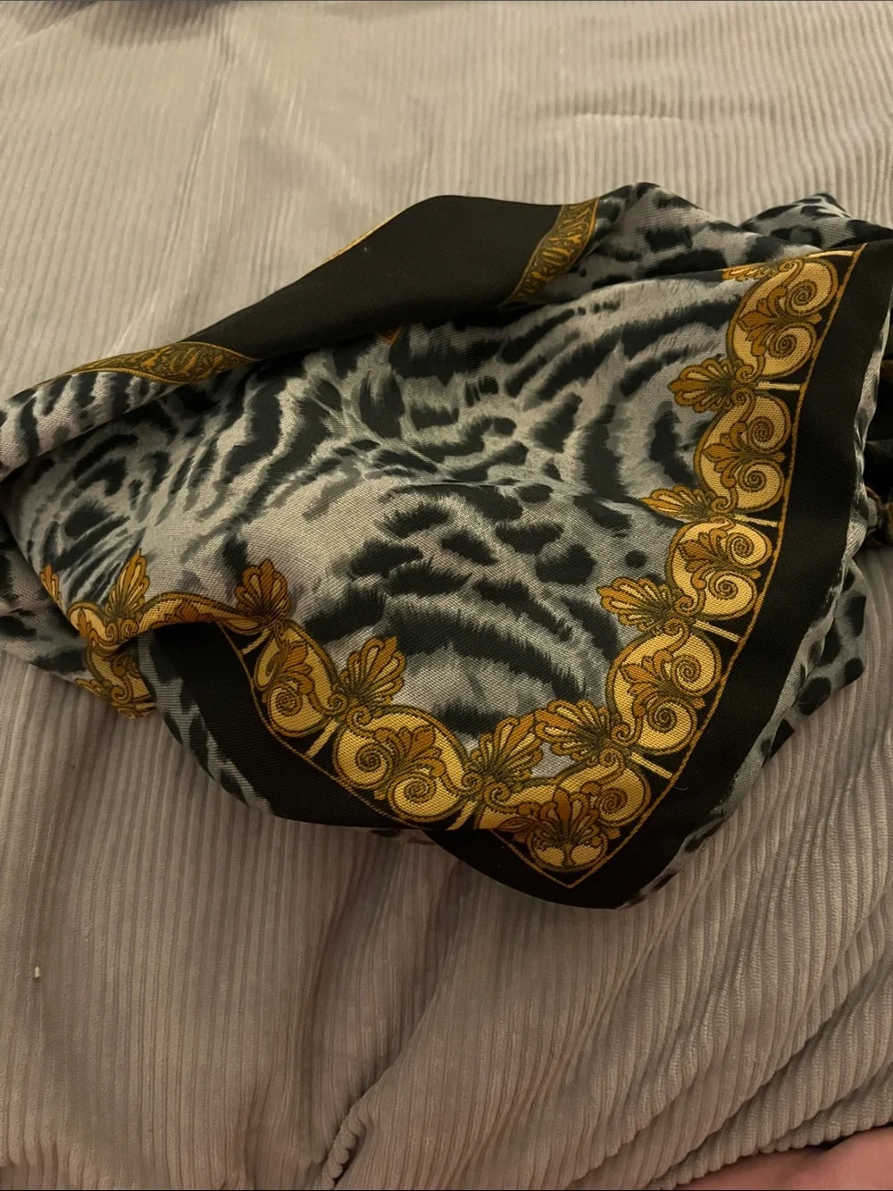 Women's Lightweight Printed Scarf a lot of 5